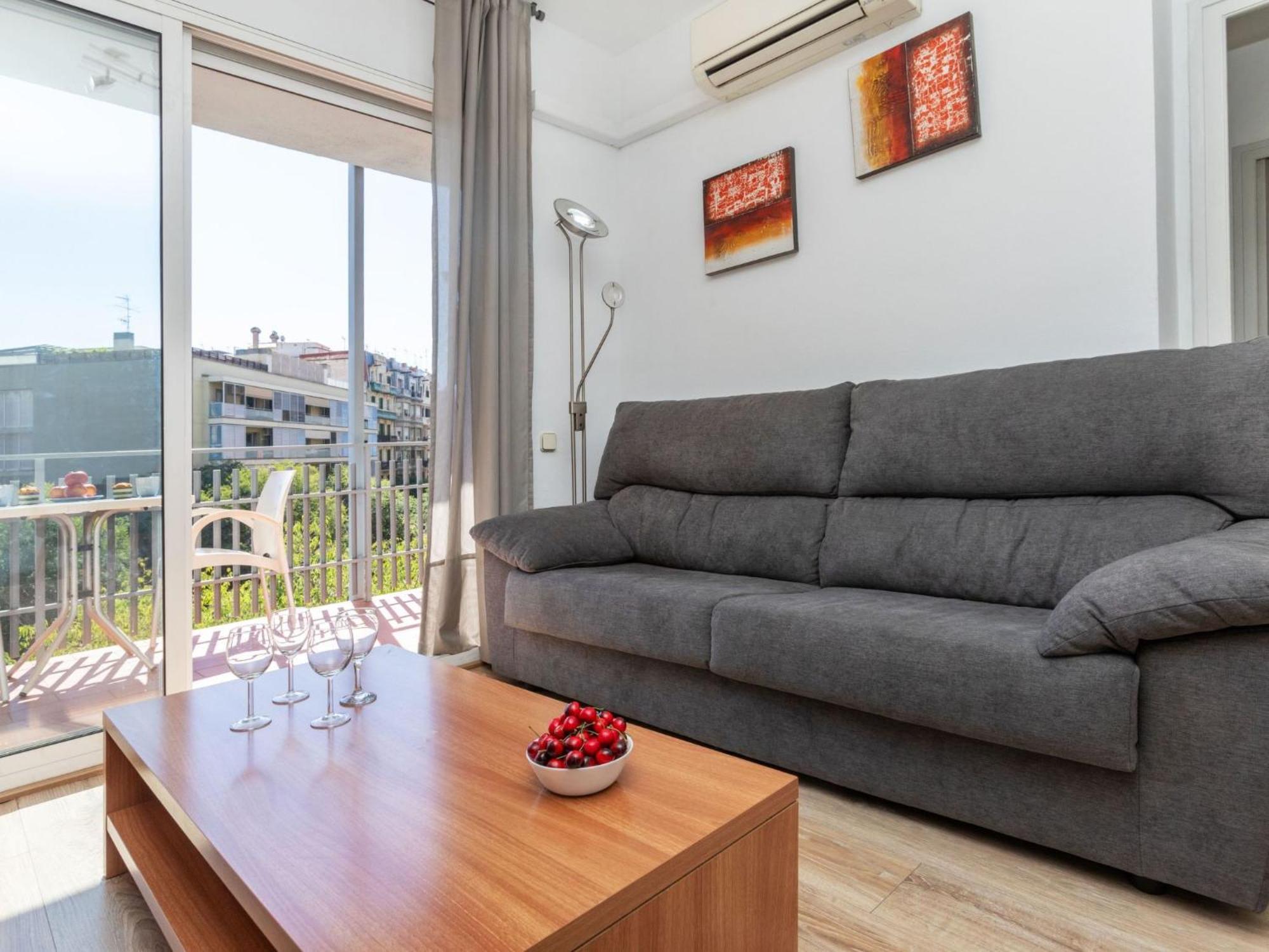Apartment Eixample Esq Rocafort Diputacio By Interhome บาร์เซโลนา ภายนอก รูปภาพ